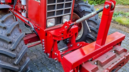 KIT UNIVERSEL HYDRAULIQUE FRONTAL ( AVANT) 2 EME CATEGORIE POUR TRACTEUR 1500KG - ROUGE (RAL 3000)